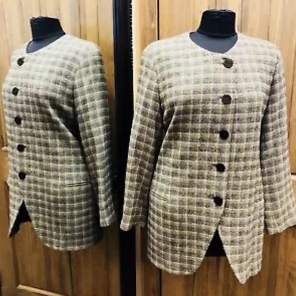 Armani Collezioni Jackets & Blazers - Giorgio Armani Le Collezioni Brown Wool Jacket 10